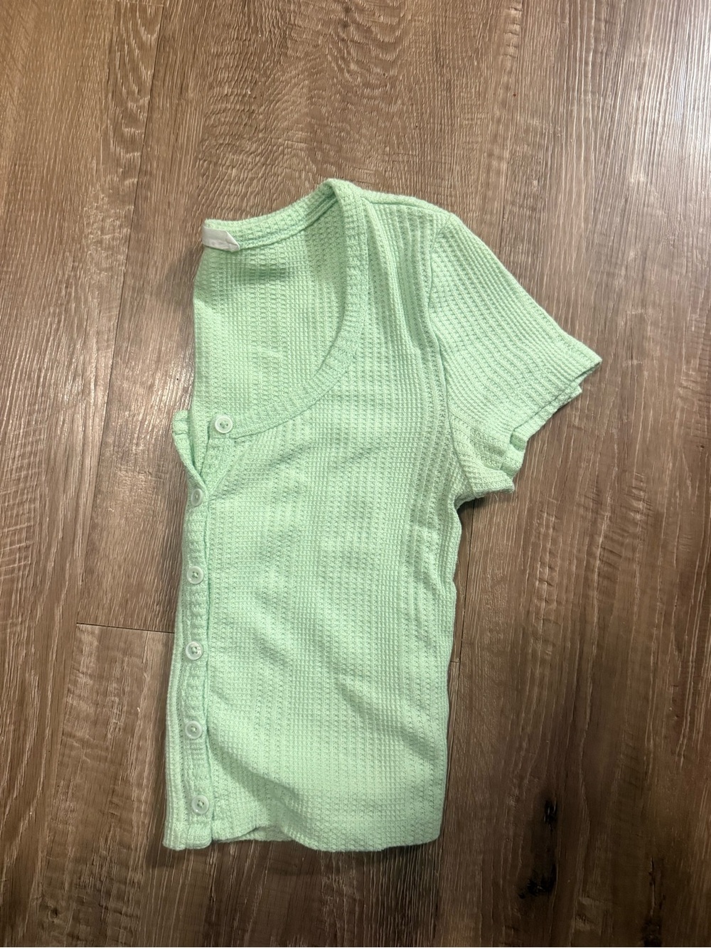 Elodie Mint Button-Front Ribbed Crop Top - Picture 4 of 4